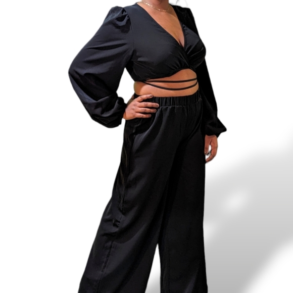 SOLD!!Lantern Sleeve Wrap Knot Back Crop Top with Wide Leg Pants - Picture 3 of 3